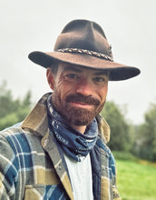 Last inn bildet i Galleri-visningsprogrammet, Villmarks-skole for barn og foreldre