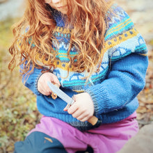 Last inn bildet i Galleri-visningsprogrammet, Villmarks-skole for barn og foreldre